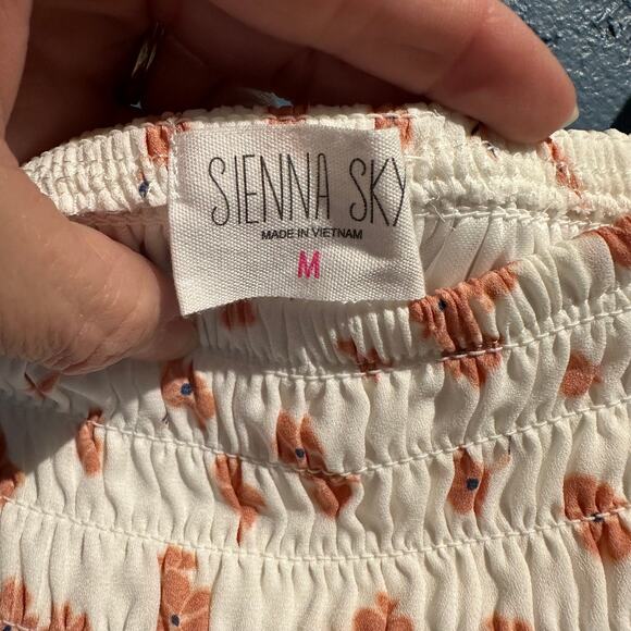 Sierra Sky Med NWT Floral Sleeveless Dress Cottage Mini Dress Micro Dress Flowy - Picture 8 of 9